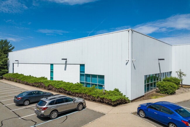 Plus de détails pour 3 Luger Rd, Denville, NJ - Bureau, Local d'activités à louer