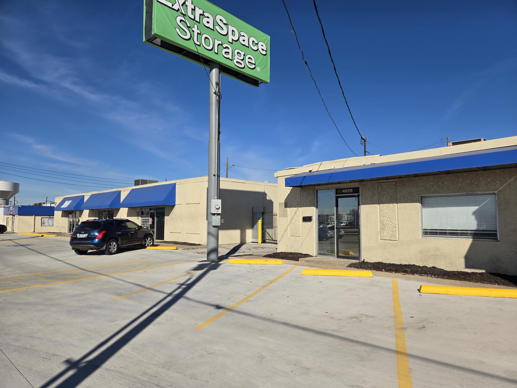 4417 Forest Ln, Garland, TX for lease Primary Photo- Image 1 of 6