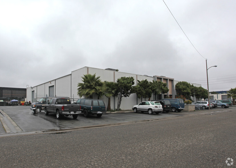 1411 E Wilshire Ave, Santa Ana, CA for sale - Building Photo - Image 2 of 3