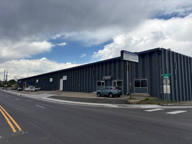 Plus de détails pour 3000-3066 S Platte River Dr, Englewood, CO - Industriel à louer