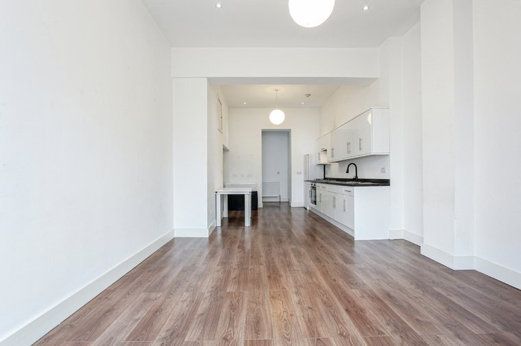 376 Old Kent Rd, London à vendre - Photo int rieure - Image 2 de 4