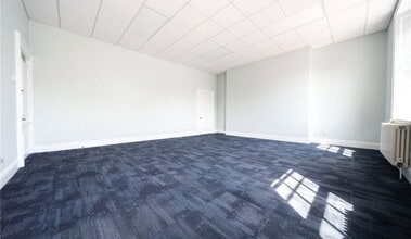West End, Sedgefield for lease Interior Photo- Image 2 of 6