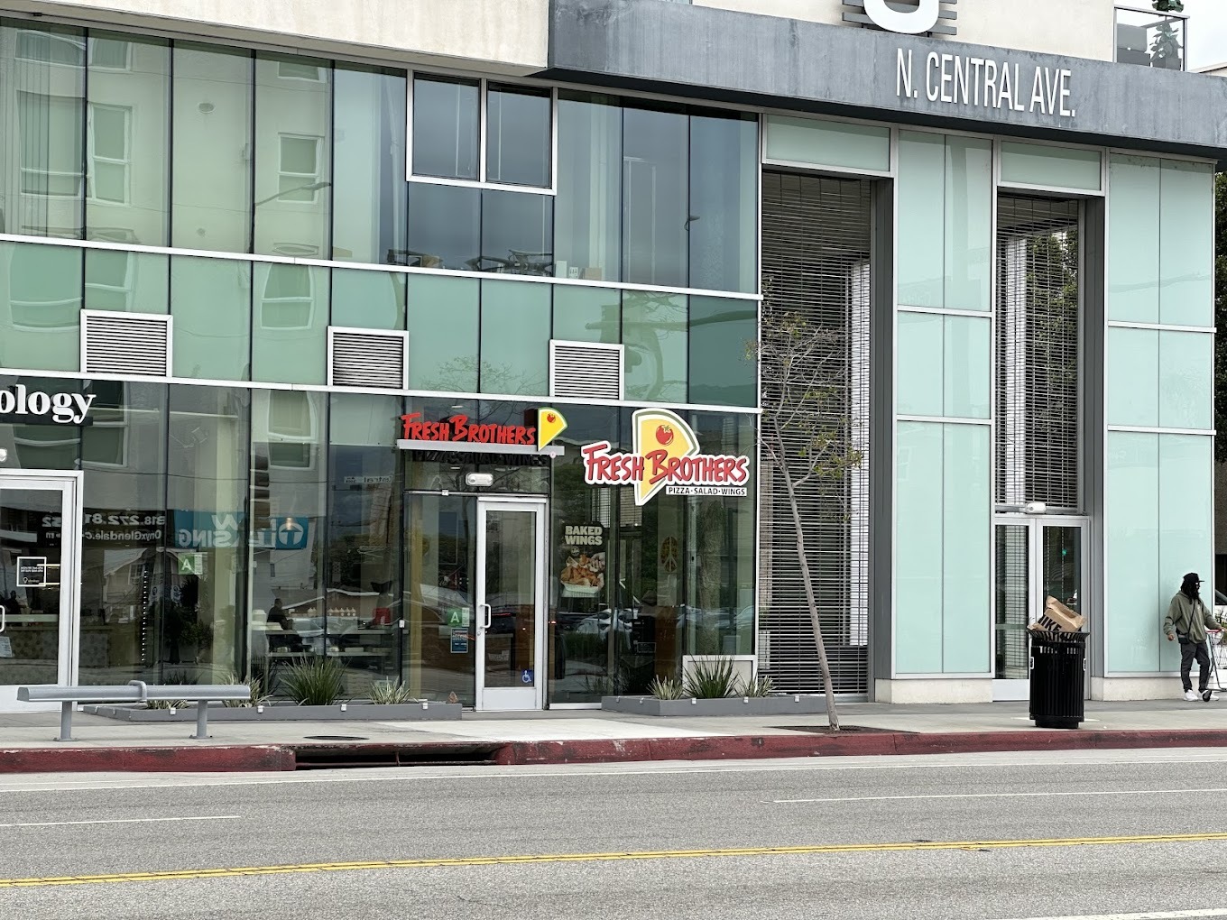 300 N Central Ave, Glendale, CA for lease Building Photo- Image 1 of 17