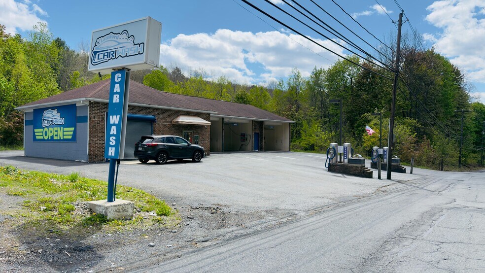 600 W Bertsch St, Lansford, PA à vendre - Photo du bâtiment - Image 3 de 10