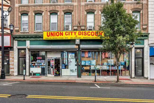 Plus de détails pour 814-816 Summit Ave, Union City, NJ - Multi-résidentiel à vendre
