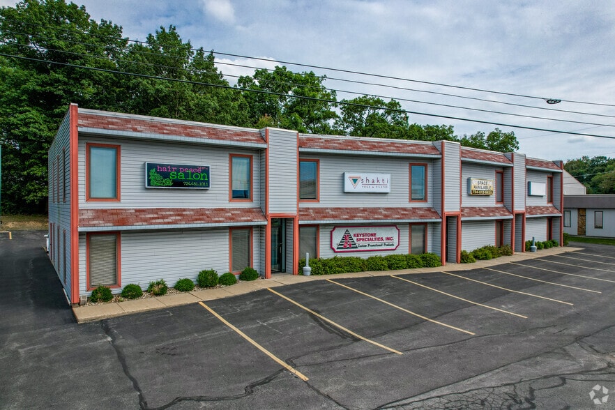 259-263 Pittsburgh Rd, Butler, PA à louer - Photo du bâtiment - Image 2 de 2