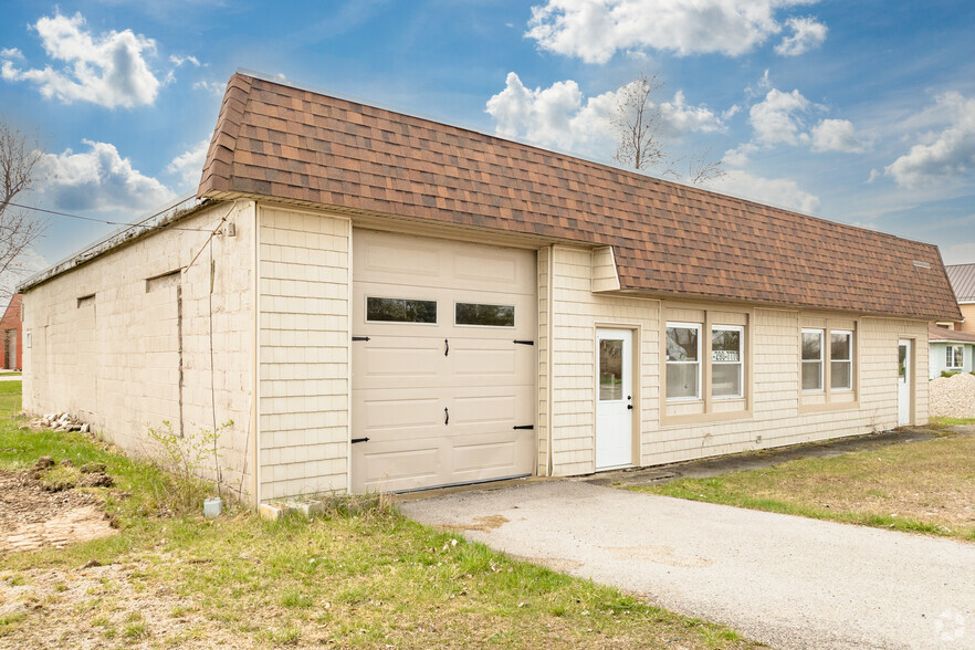 5990 E Bayshore Rd, Lakeside Marblehead, OH for lease - Building Photo - Image 2 of 6