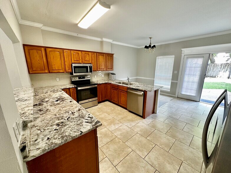 1902 S 8th St, Waco, TX à vendre - Photo du bâtiment - Image 2 de 13
