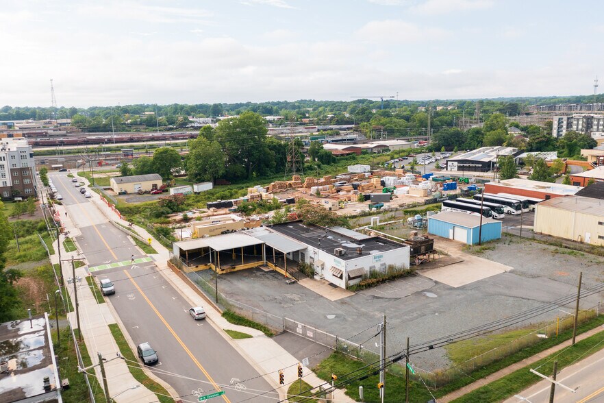 2201 N Davidson St, Charlotte, NC à vendre - Photo du bâtiment - Image 3 de 6