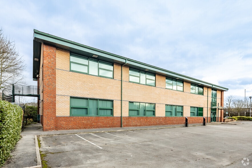 Chester Rd, Runcorn for lease - Building Photo - Image 2 of 5