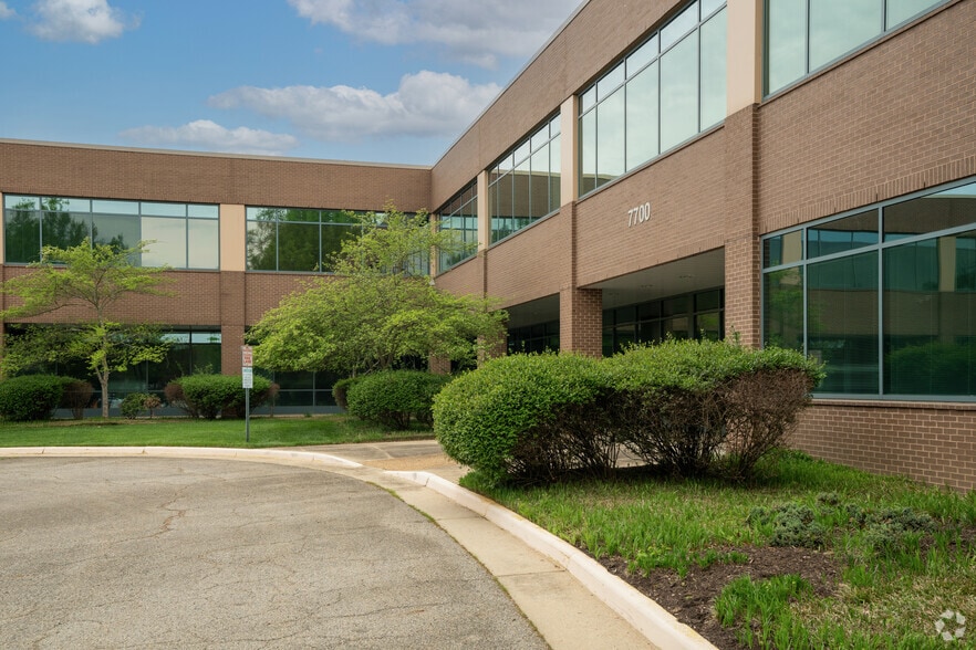 7375 Boston Blvd, Springfield, VA for lease - Building Photo - Image 3 of 5