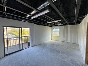 5810 Commerce Blvd, Rohnert Park, CA for lease Interior Photo- Image 2 of 5