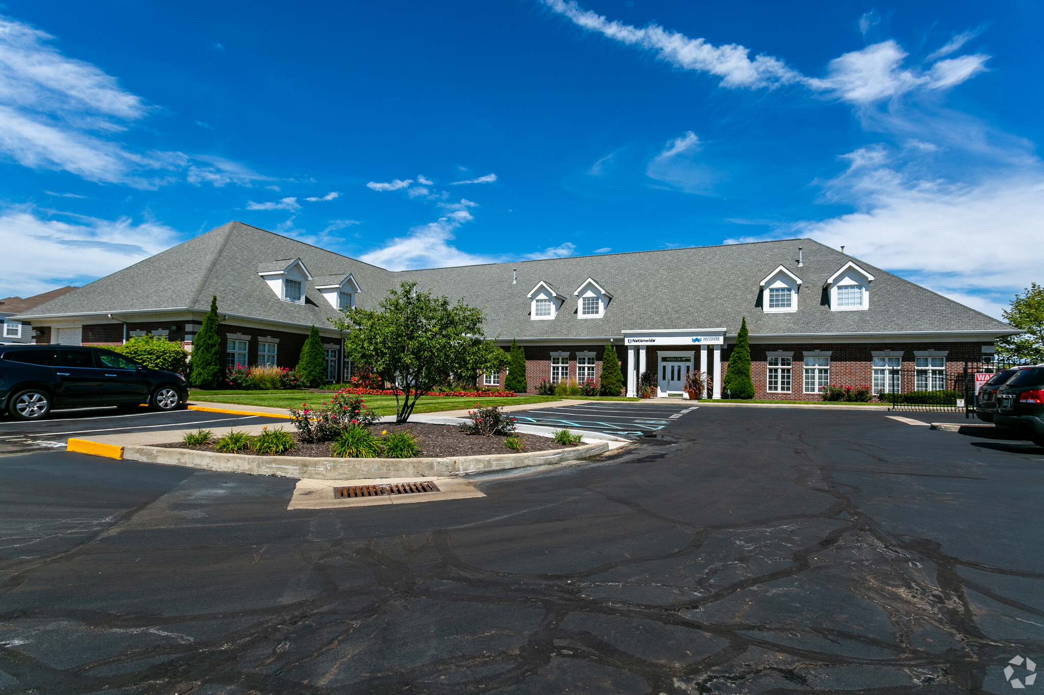 6930 Atrium Boardwalk S, Indianapolis, IN for sale Primary Photo- Image 1 of 17