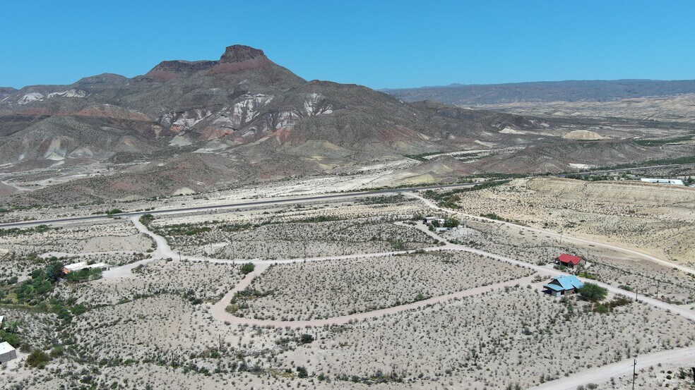 Lot 7 Comanche Mesa, Lajitas, TX à vendre - Photo du bâtiment - Image 3 de 7