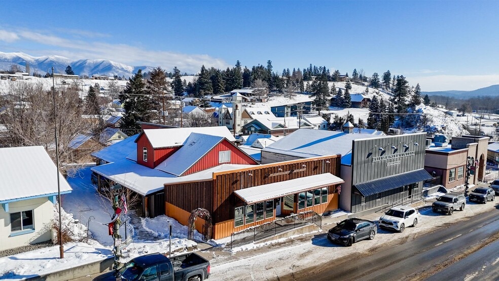 312 Dewey Ave, Eureka, MT à vendre - Photo du bâtiment - Image 3 de 75