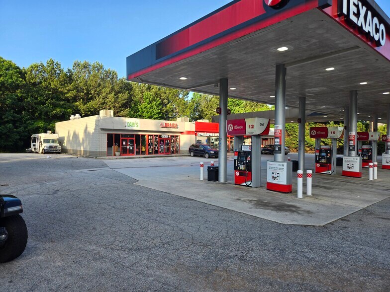 5631 Covington Hwy, Stone Mountain, GA à louer - Photo du bâtiment - Image 2 de 4