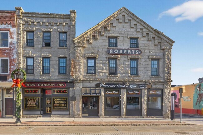 More details for 90-94 Bank St, New London, CT - Retail for Sale