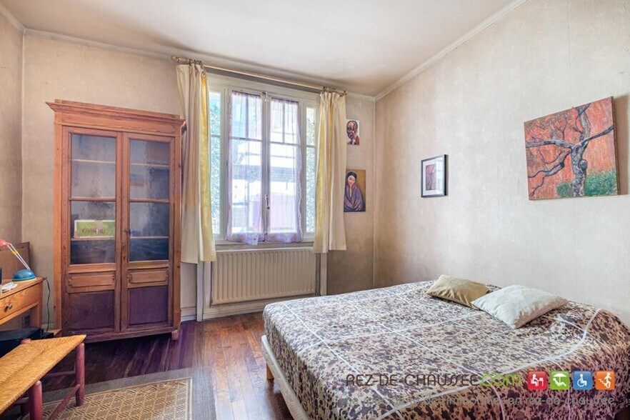 Immeuble residentiel dans Lyon à vendre - Photo du bâtiment - Image 1 de 4