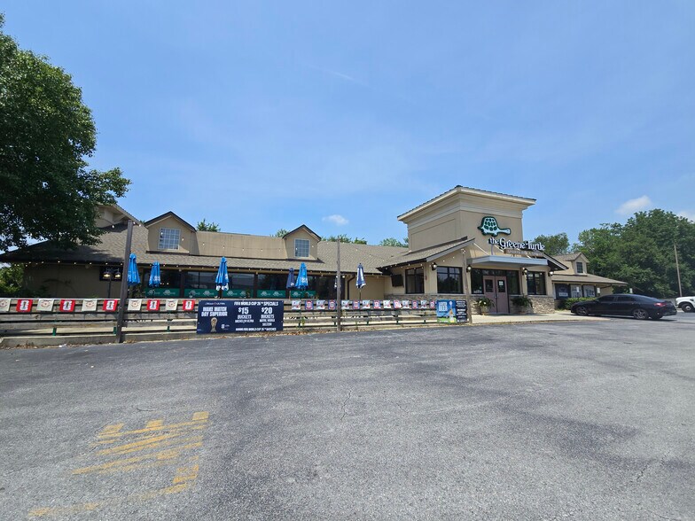 391 N Dupont Hwy, Dover, DE à louer - Photo du bâtiment - Image 1 de 12