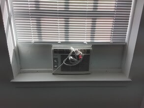 141 S Main St, Beacon Falls, CT for lease Interior Photo- Image 2 of 4