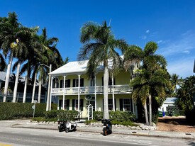 1217 White St, Key West FL - Dépanneur