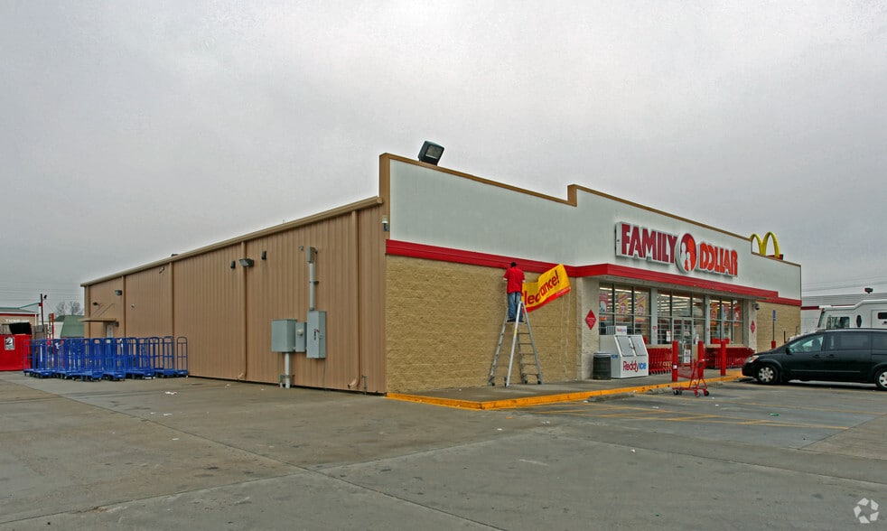 4525 Old Gentilly Rd, New Orleans, LA for lease - Primary Photo - Image 1 of 2