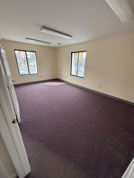 274 Main St, Keansburg, NJ à vendre - Photo du bâtiment - Image 3 de 9