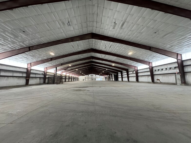 51365 OH-154, Negley, OH à vendre - Photo du bâtiment - Image 3 de 18