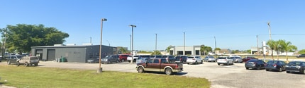 1310 NE Pine Island Rd, Cape Coral, FL for lease Building Photo- Image 2 of 4