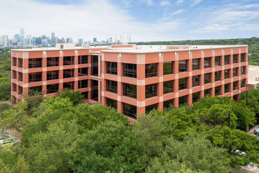 901 S Mopac Expy, Austin, TX à louer - Photo du bâtiment - Image 1 de 11