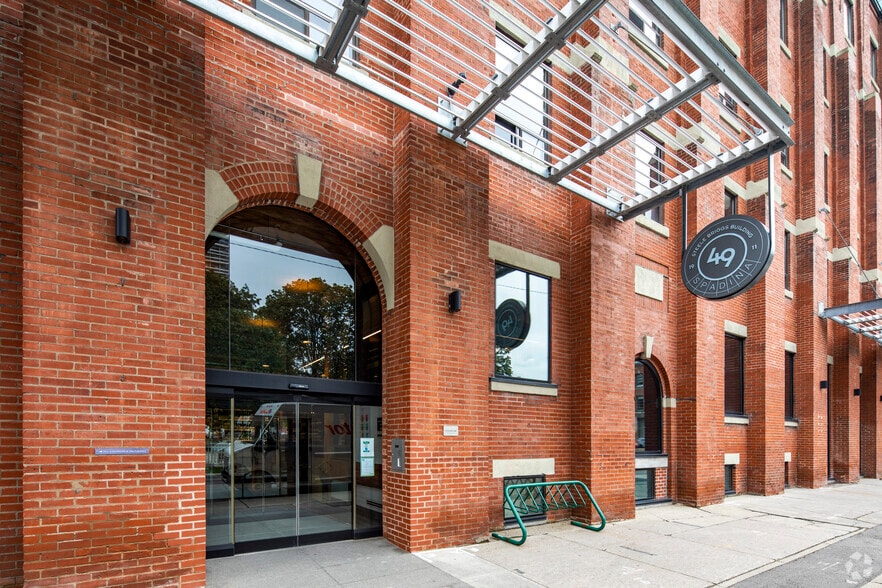 49 Spadina Ave, Toronto, ON for lease - Building Photo - Image 3 of 12