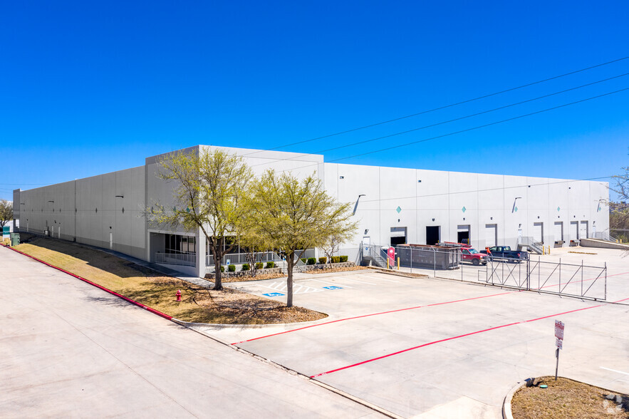 1109 AT&T Center Pky, San Antonio, TX for lease - Building Photo - Image 1 of 6