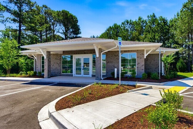 Plus de détails pour 116 Professional Park Dr, Conway, SC - Bureau à vendre