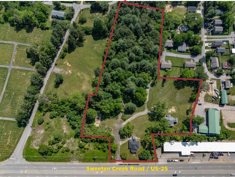 1116 Sweeten Creek Rd, Asheville, NC à louer - Photo du bâtiment - Image 2 de 7