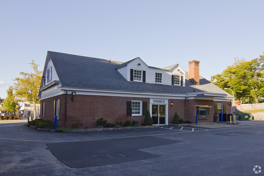 1025 Brown St, Peekskill, NY for lease - Building Photo - Image 2 of 22