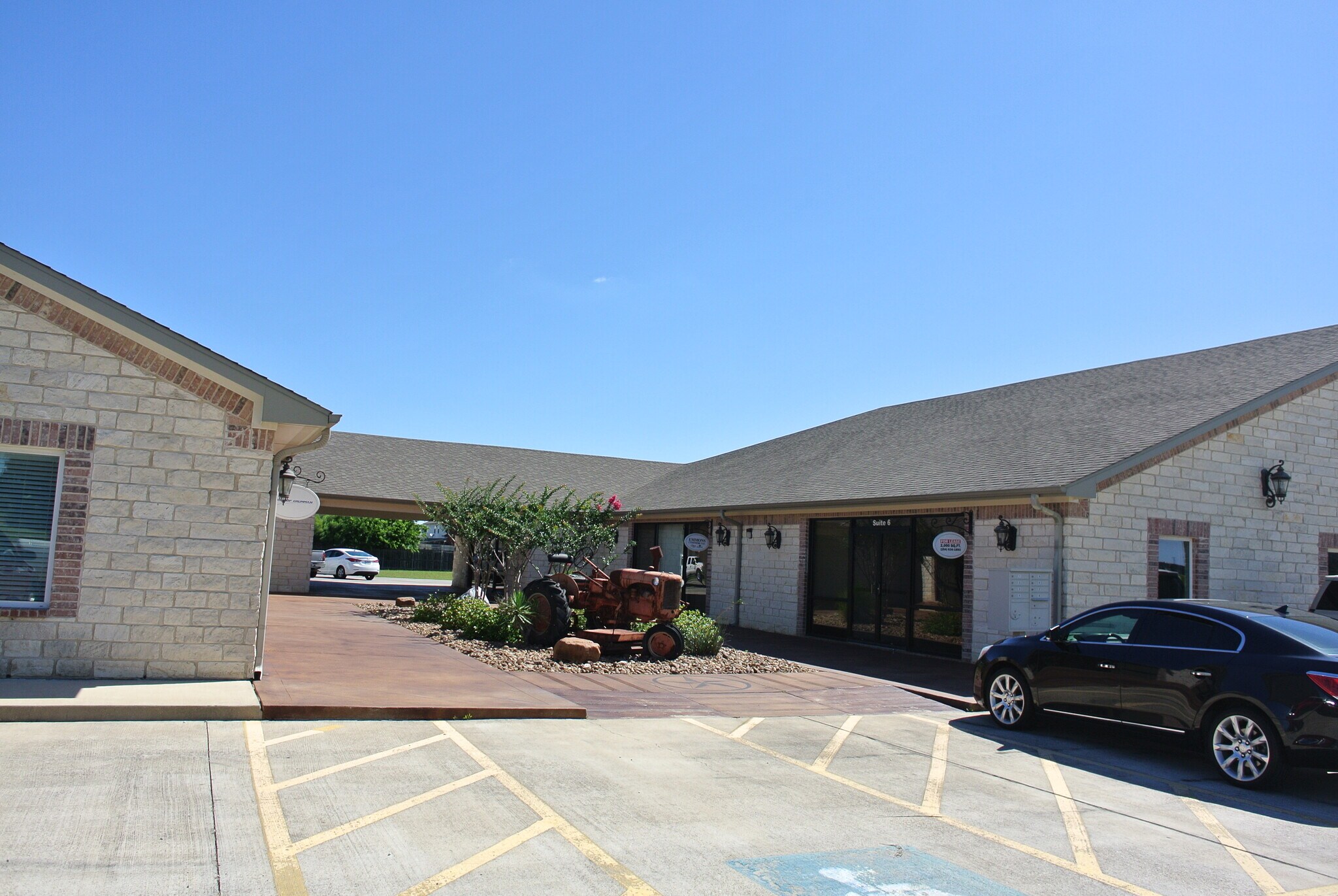 4003 W Stan Schlueter Loop, Killeen, TX à vendre Photo du bâtiment- Image 1 de 15