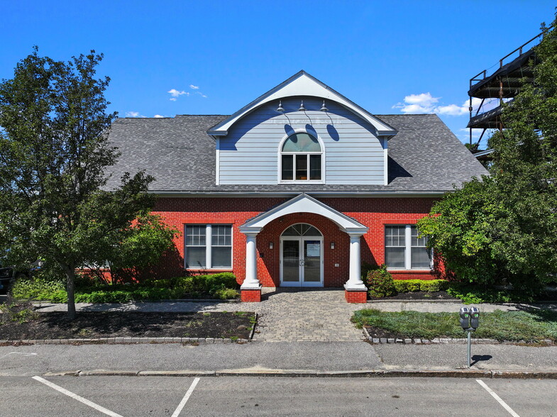 163 Deer St, Portsmouth, NH à vendre - Photo du bâtiment - Image 1 de 11