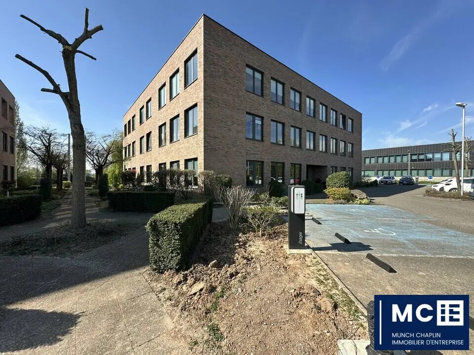 Office in Entzheim for lease Building Photo- Image 1 of 4