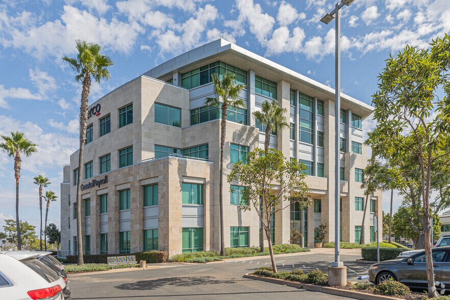 9350 Waxie Way, San Diego, CA for lease - Primary Photo - Image 1 of 4
