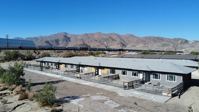 Plus de détails pour 83298-83420 Argus Ave, Trona, CA - Multi-résidentiel à vendre