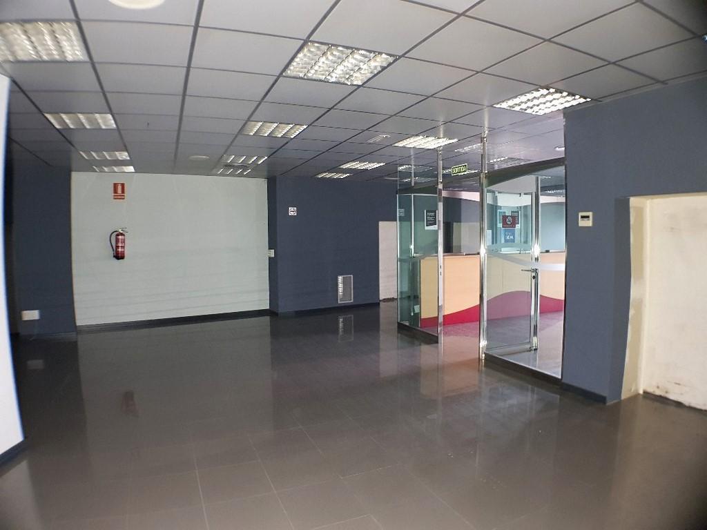 Sant Fruitós de Bages, BAR 08272 - Unit IZ - - Interior Photo - Image 2 of 10