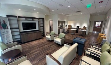 1124-1258 Uvalde Rd, Houston, TX à louer Photo intérieure- Image 1 de 4