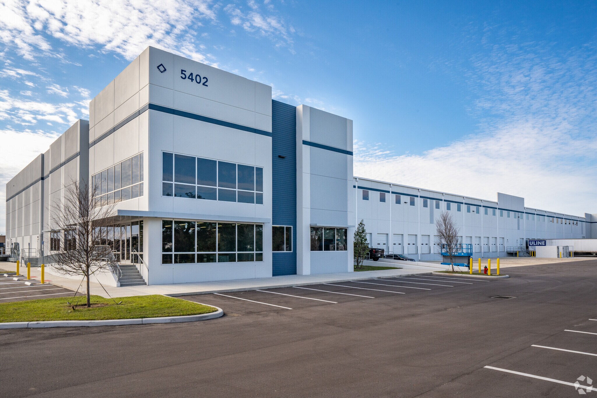 5402-5424 Hangar Ct, Tampa, FL à louer Photo du bâtiment- Image 1 de 20