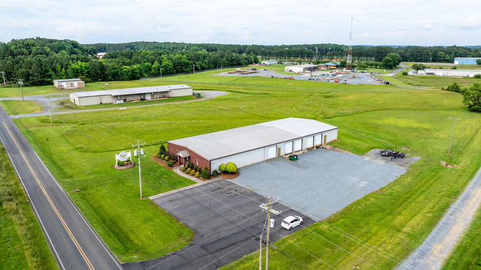 433 Rocky River Rd, Oakboro, NC for sale - Building Photo - Image 1 of 1