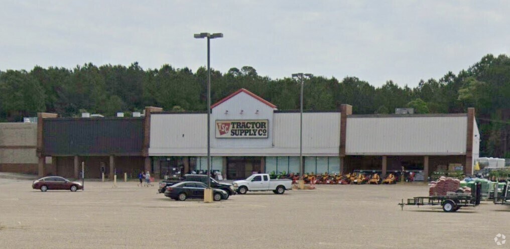 1720 Douglas Ave, Brewton, AL à louer Photo du bâtiment- Image 1 de 1