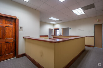 2734 W Sunrise Blvd, Pearland, TX for lease Interior Photo- Image 2 of 9