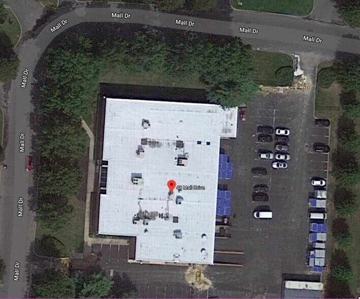 48 Mall Dr, Hauppauge, NY à louer - Photo du bâtiment - Image 3 de 19