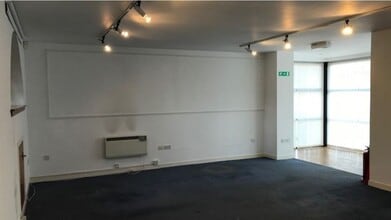 6 Beresford Ln, Ayr à louer Photo intérieure- Image 2 de 2