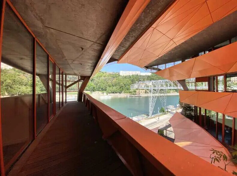 42 Quai Rambaud, Lyon à louer - Photo du bâtiment - Image 2 de 13