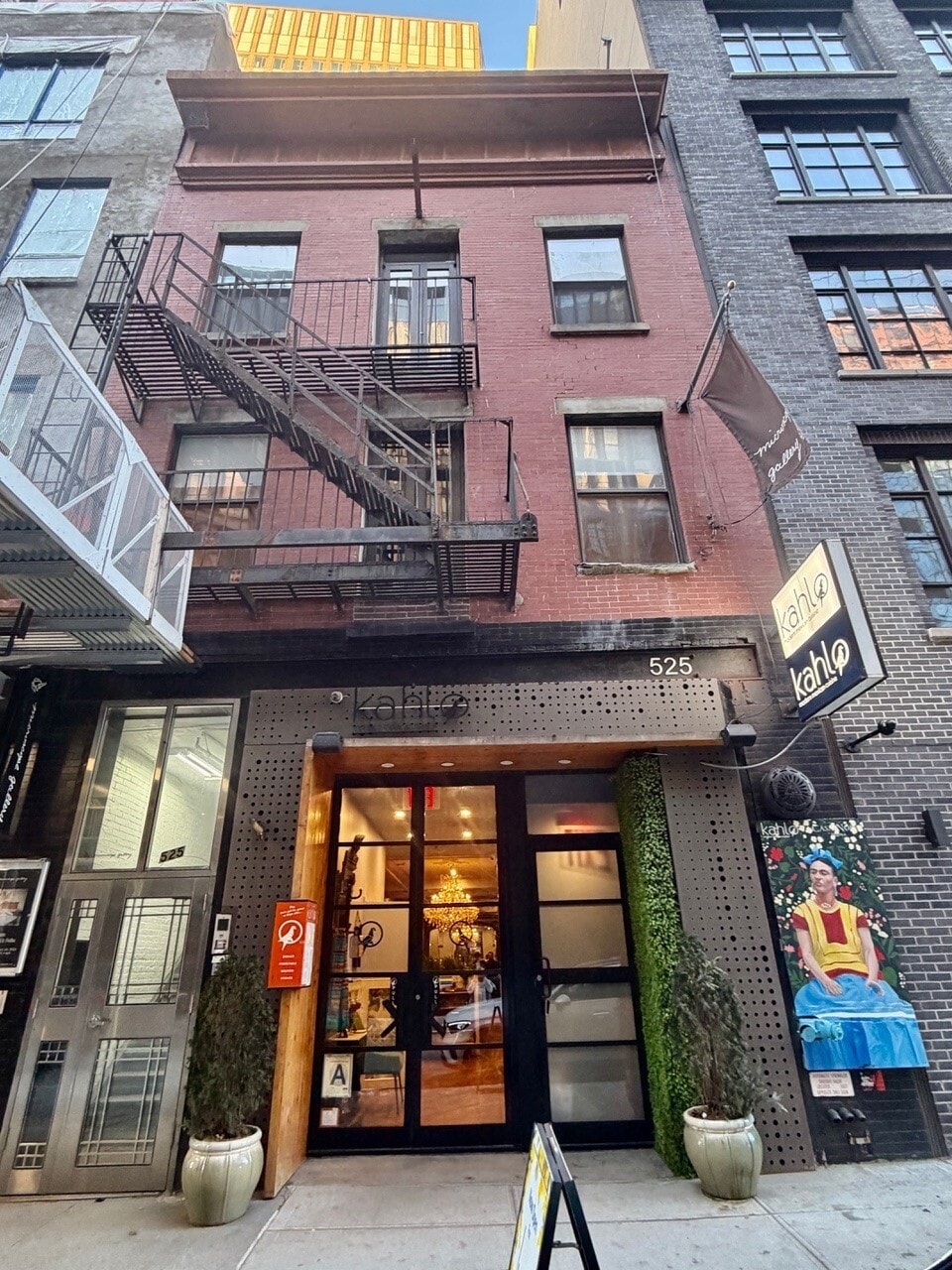525 W 29th St, New York, NY for lease Primary Photo- Image 1 of 5
